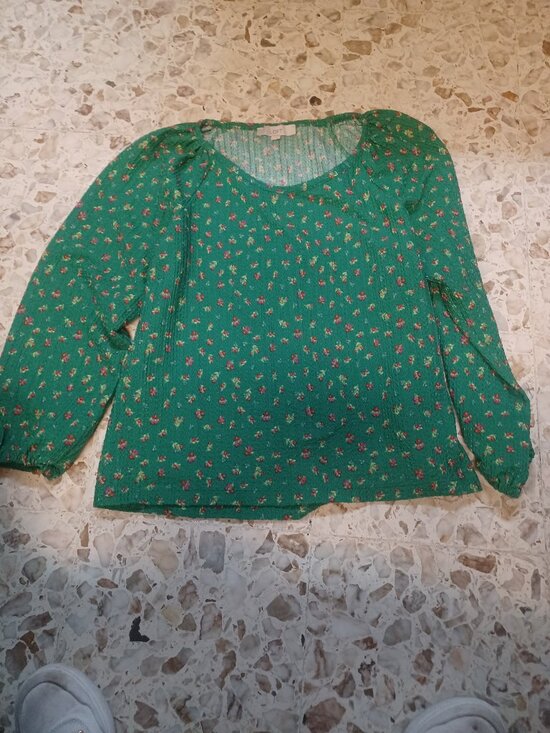 LOFT Tops - Loft Women's Pull-On Long Sleeve Top Large Bright Green with Colorful Flowers